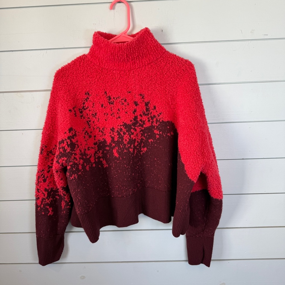 Lululemon ombre knit textured turtleneck red merlot/carnation red women's size 8